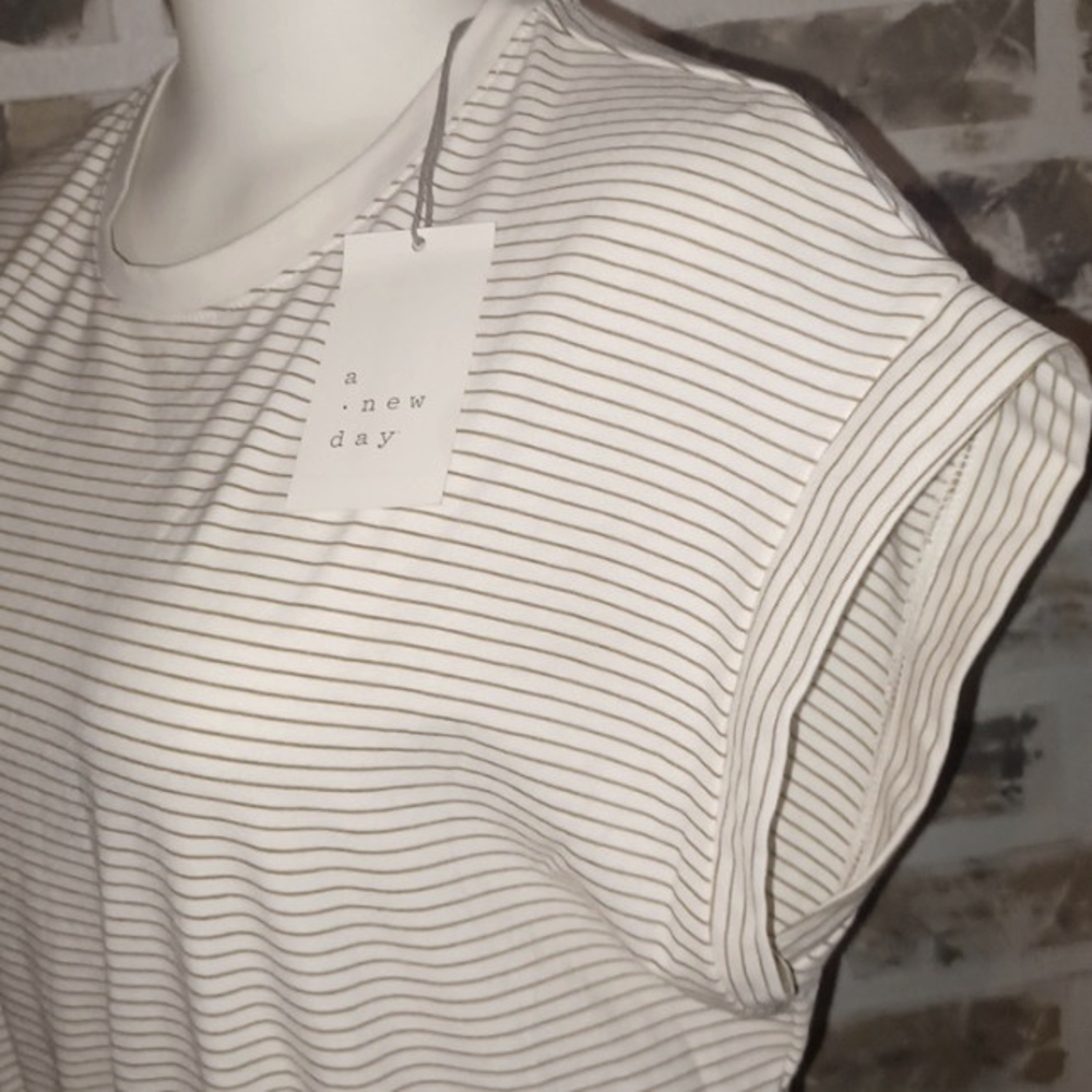 A new day stripped t-shirt Dress🌴 - Picture 7 of 11